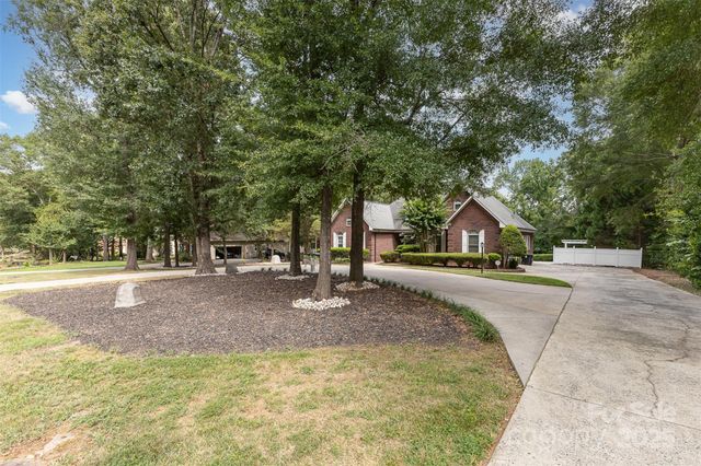 5619 Weddington Road, Concord, NC 28027
