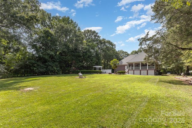 5619 Weddington Road, Concord, NC 28027