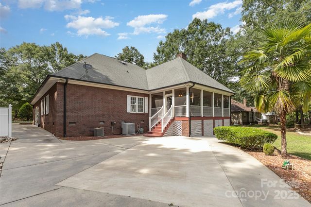 5619 Weddington Road, Concord, NC 28027