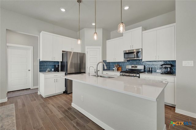 708 Willowbrook, New Braunfels, TX 78130