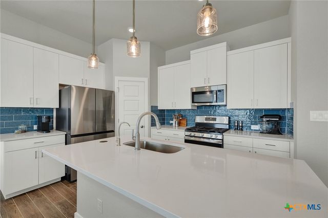 708 Willowbrook, New Braunfels, TX 78130