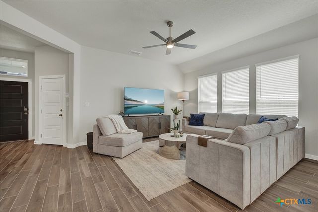 708 Willowbrook, New Braunfels, TX 78130