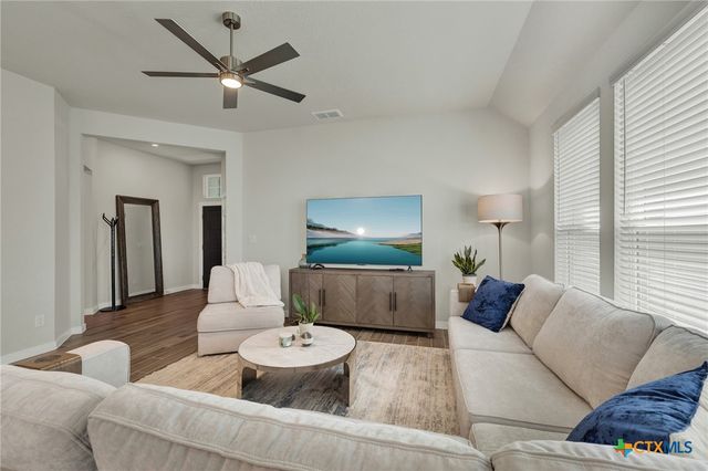 708 Willowbrook, New Braunfels, TX 78130