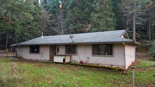 5201 Lake Shore Drive, Selma, OR 97538