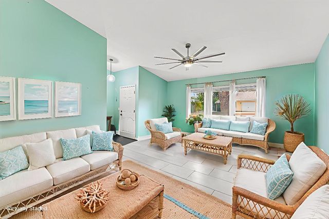 709 Warren Drive, Jupiter, FL 33458