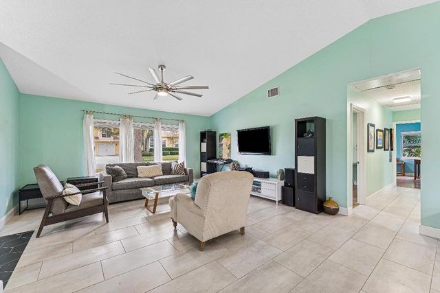 709 Warren Drive, Jupiter, FL 33458