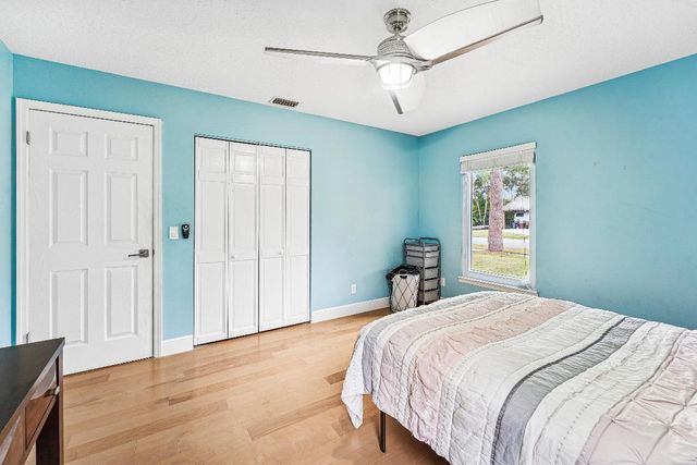 709 Warren Drive, Jupiter, FL 33458