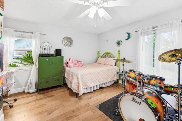 709 Warren Drive, Jupiter, FL 33458