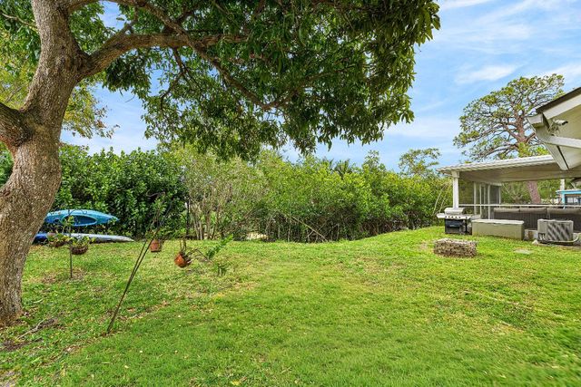 709 Warren Drive, Jupiter, FL 33458