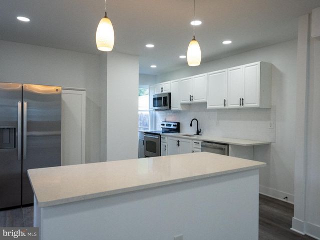 16 S 13TH ST, Darby, PA 19023