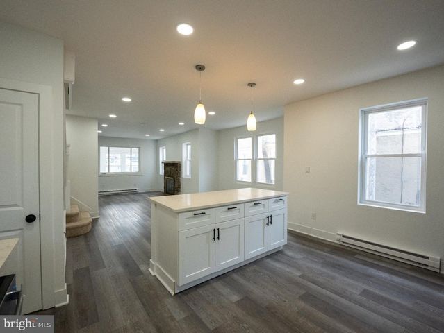 16 S 13TH ST, Darby, PA 19023