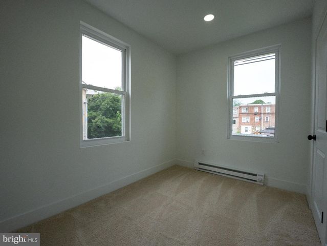 16 S 13TH ST, Darby, PA 19023