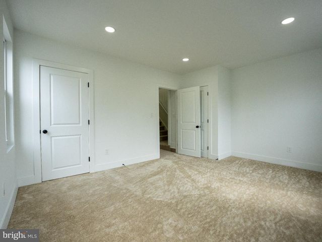 16 S 13TH ST, Darby, PA 19023