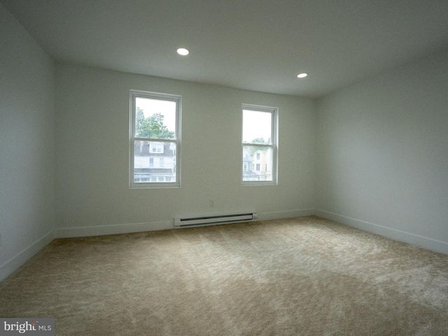 16 S 13TH ST, Darby, PA 19023