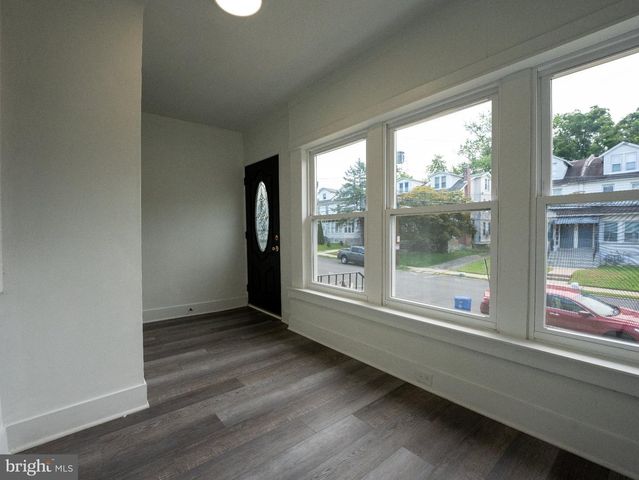 16 S 13TH ST, Darby, PA 19023