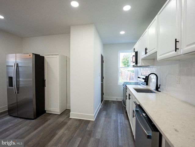 16 S 13TH ST, Darby, PA 19023