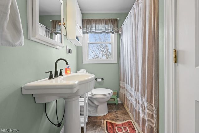 5019 Union Avenue NE, Homeworth, OH 44634