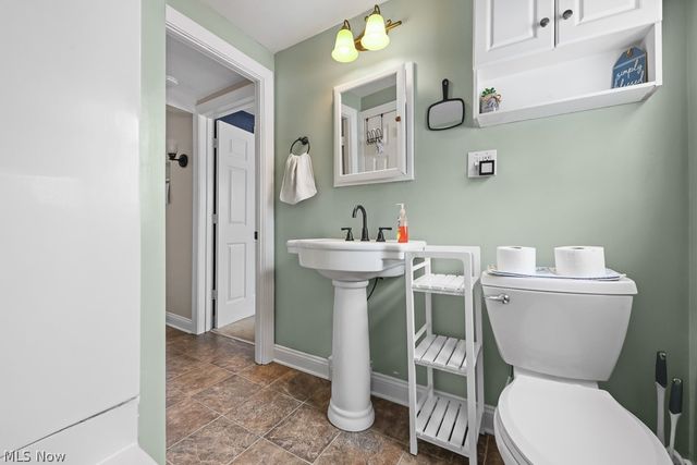 5019 Union Avenue NE, Homeworth, OH 44634