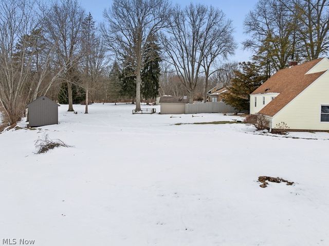 5019 Union Avenue NE, Homeworth, OH 44634