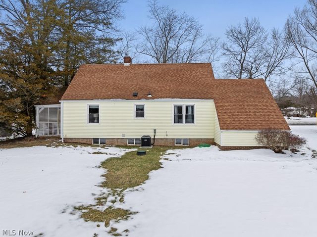 5019 Union Avenue NE, Homeworth, OH 44634