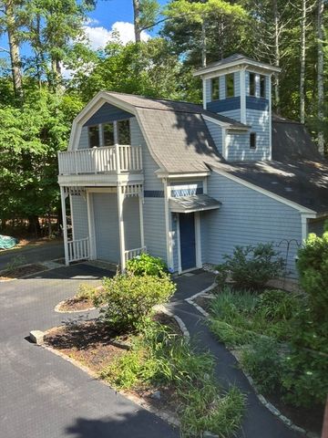 13 Pine Bluff, Lakeville, MA 02347