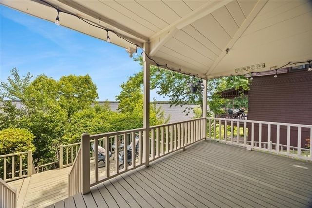 13 Pine Bluff, Lakeville, MA 02347