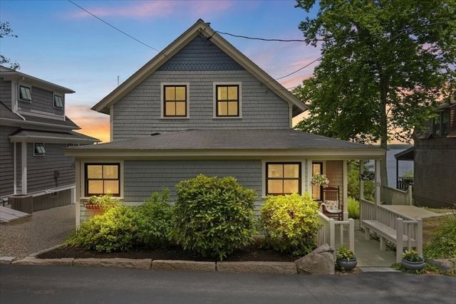 13 Pine Bluff, Lakeville, MA 02347