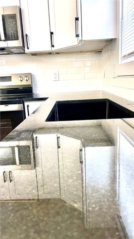 216 Maple Avenue, Barrington, RI 02806