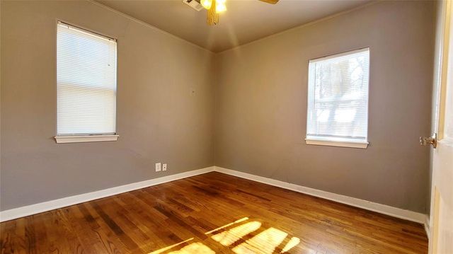 300 E Kittyhawk Drive, Midwest City, OK 73110