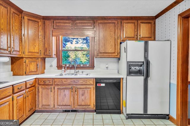 5011 SE West Lake Drive, Conyers, GA 30094