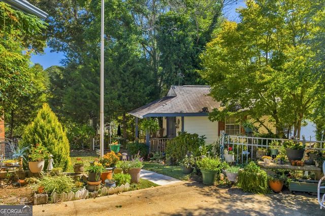 5011 SE West Lake Drive, Conyers, GA 30094