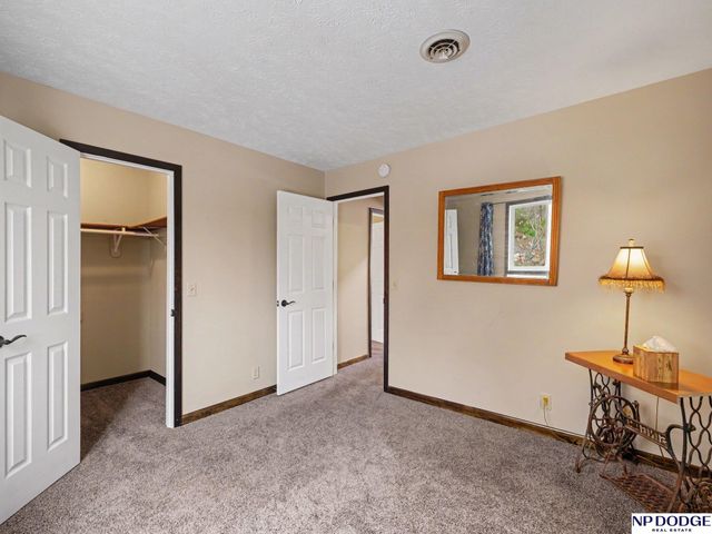 21025 Timberlane Drive, Elkhorn, NE 68022