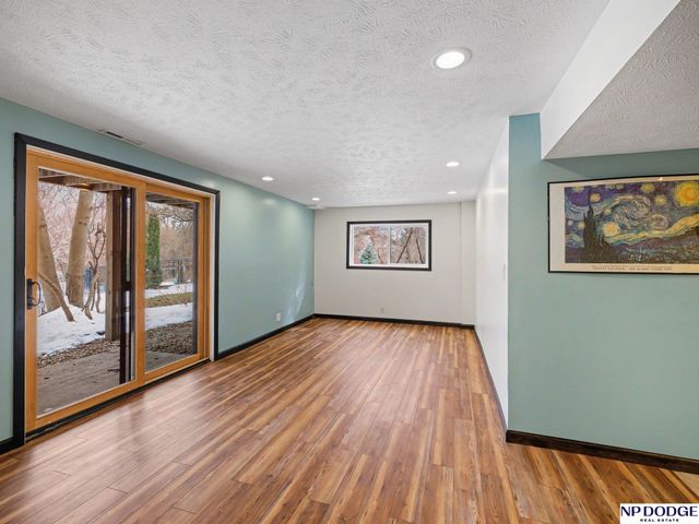 21025 Timberlane Drive, Elkhorn, NE 68022