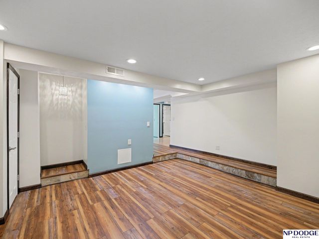 21025 Timberlane Drive, Elkhorn, NE 68022