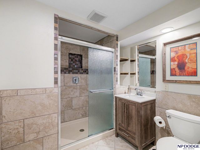 21025 Timberlane Drive, Elkhorn, NE 68022