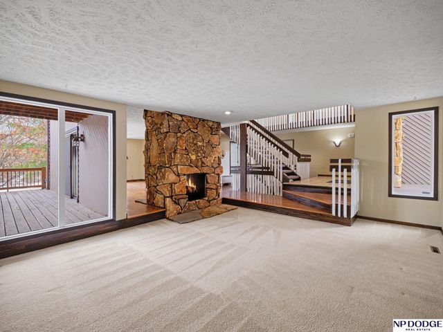 21025 Timberlane Drive, Elkhorn, NE 68022