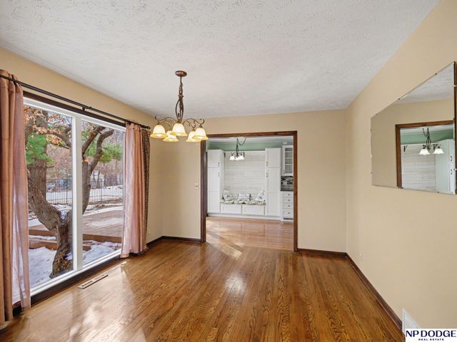 21025 Timberlane Drive, Elkhorn, NE 68022