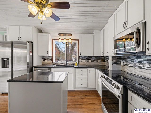 21025 Timberlane Drive, Elkhorn, NE 68022