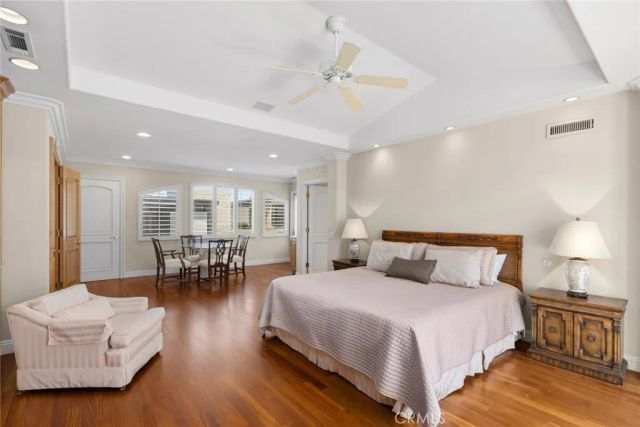 521 Via Lido Nord, Newport Beach, CA 92663