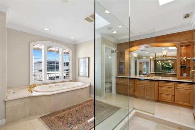 521 Via Lido Nord, Newport Beach, CA 92663