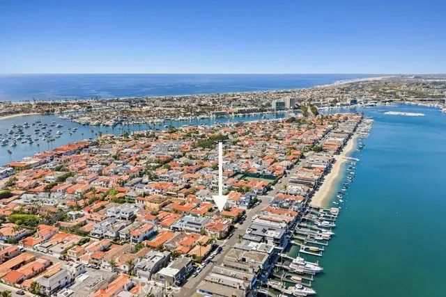 521 Via Lido Nord, Newport Beach, CA 92663