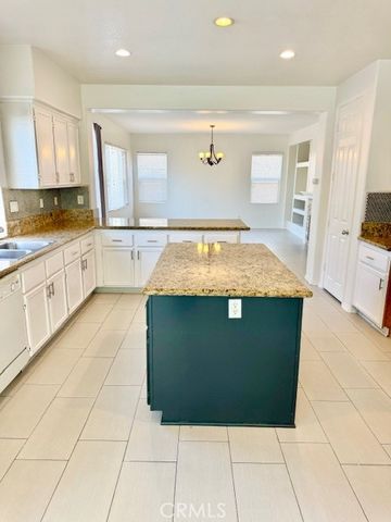 1562 Chesire Drive, Perris, CA 92571