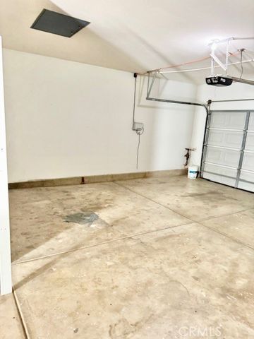 1562 Chesire Drive, Perris, CA 92571