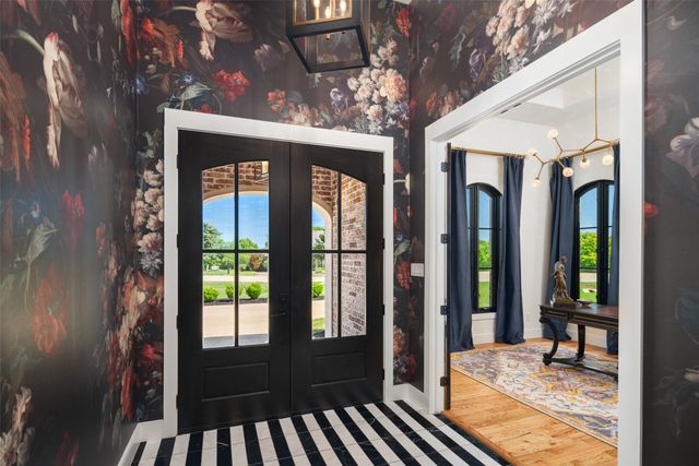 1805 Sunset Pointe, Cross Roads, TX 76227