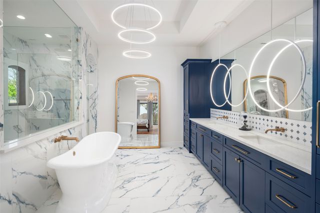 1805 Sunset Pointe, Cross Roads, TX 76227