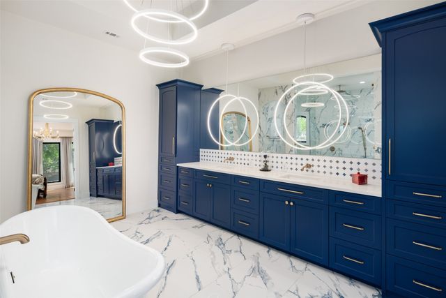 1805 Sunset Pointe, Cross Roads, TX 76227