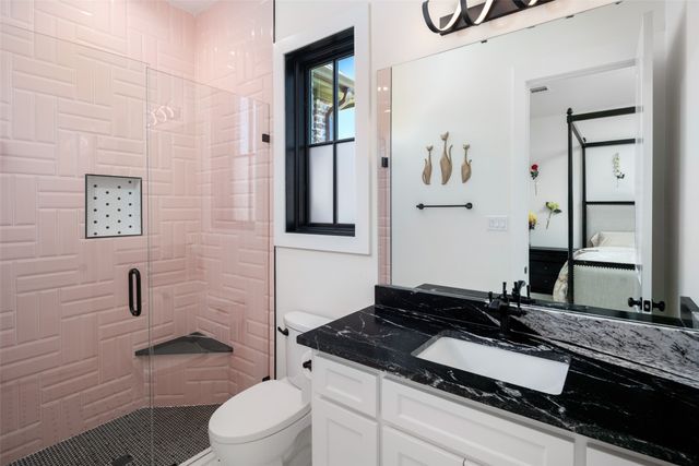 1805 Sunset Pointe, Cross Roads, TX 76227