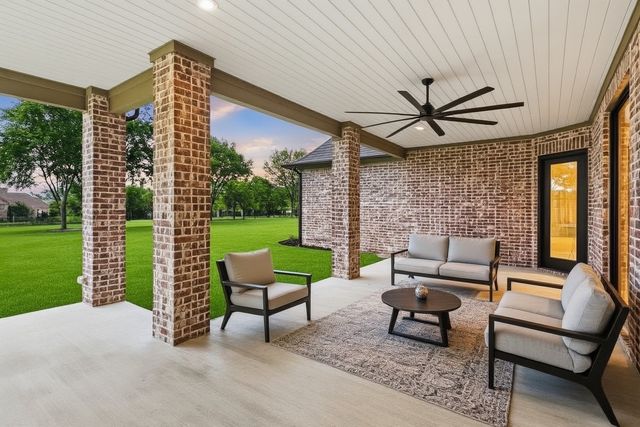 1805 Sunset Pointe, Cross Roads, TX 76227