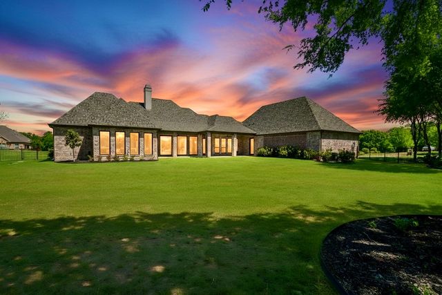 1805 Sunset Pointe, Cross Roads, TX 76227