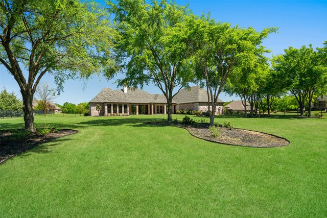 1805 Sunset Pointe, Cross Roads, TX 76227